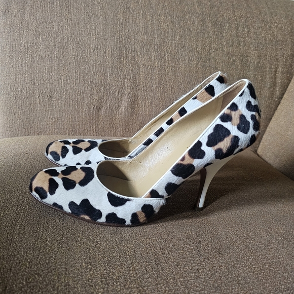 Valentino Garavani Leopard Print Heels Size 38